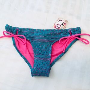 🏝NWT OP Teal Crotchet & Hot Pink Bikini Bottom (S